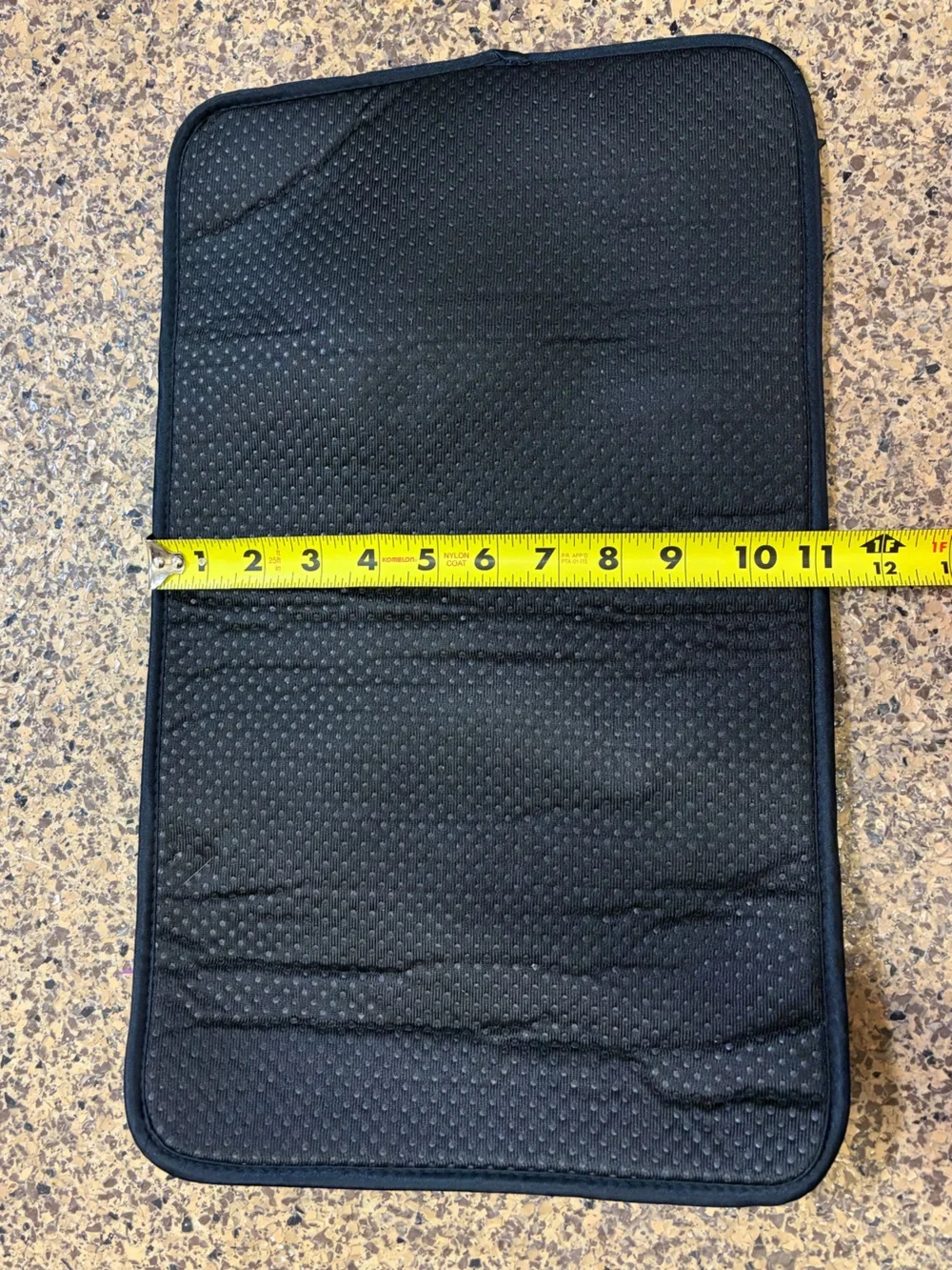 Cat Food & Water Bowl Feeding Mat – Black Menu Design